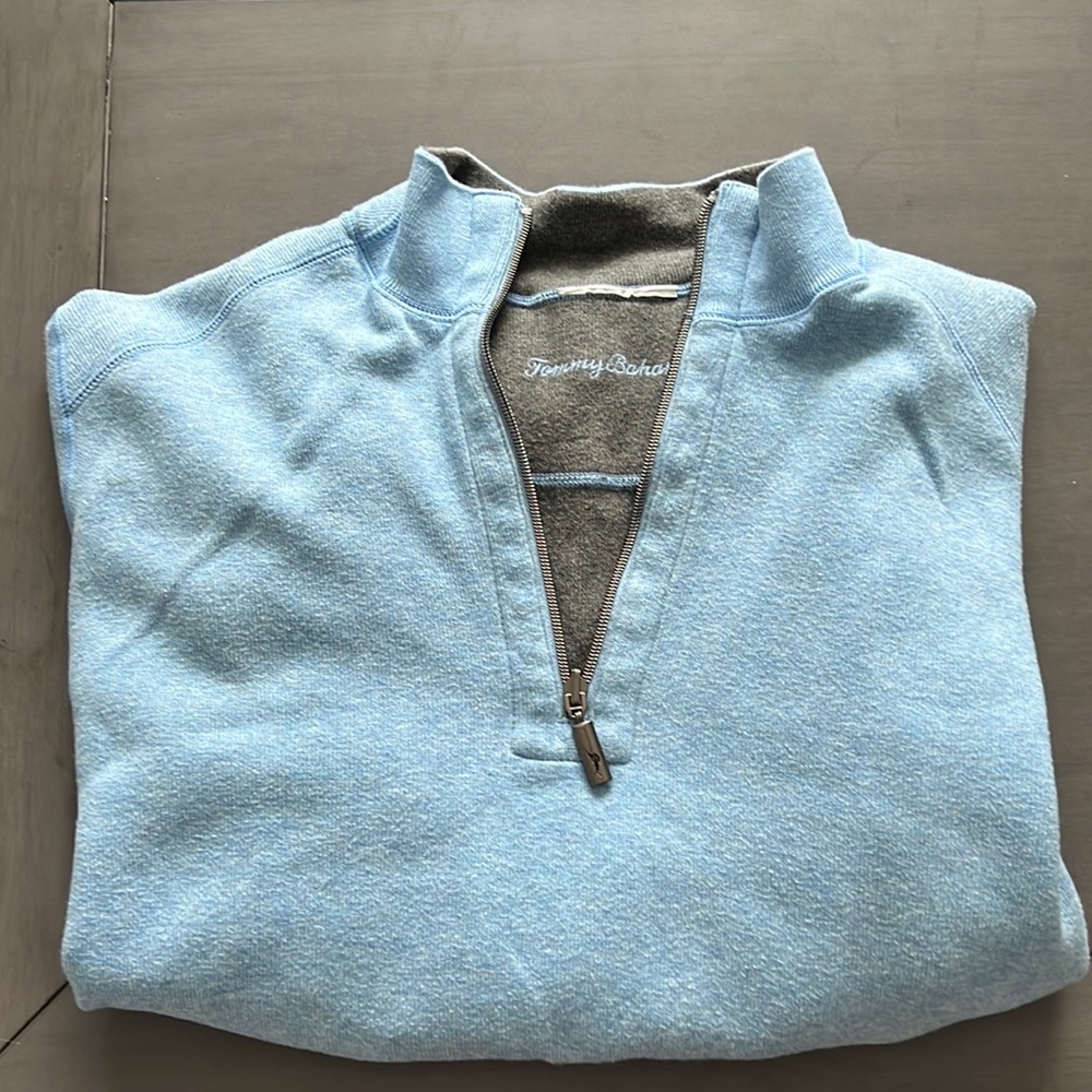 Tommy Bahama long sleeve sweatshirt